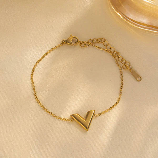 Victory Bracelet Anti Tarnish