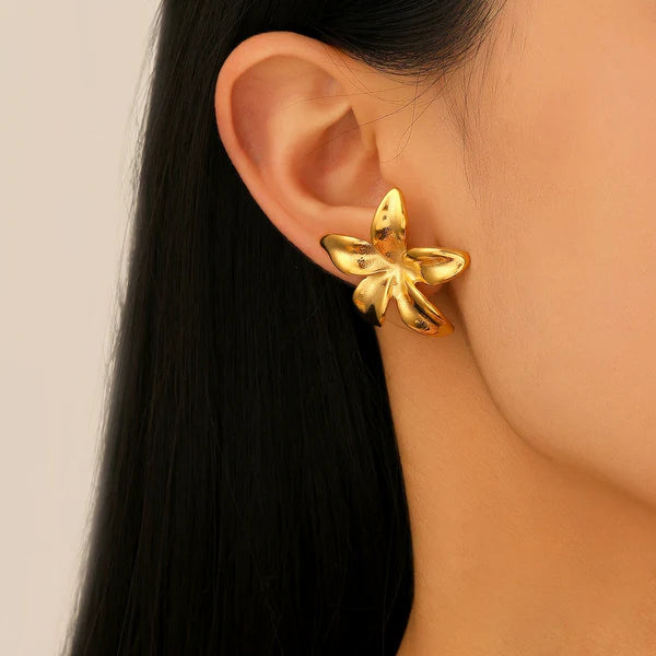 Flower Themed Stud Earring Anti Tarnish