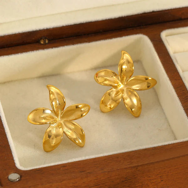 Flower Themed Stud Earring Anti Tarnish