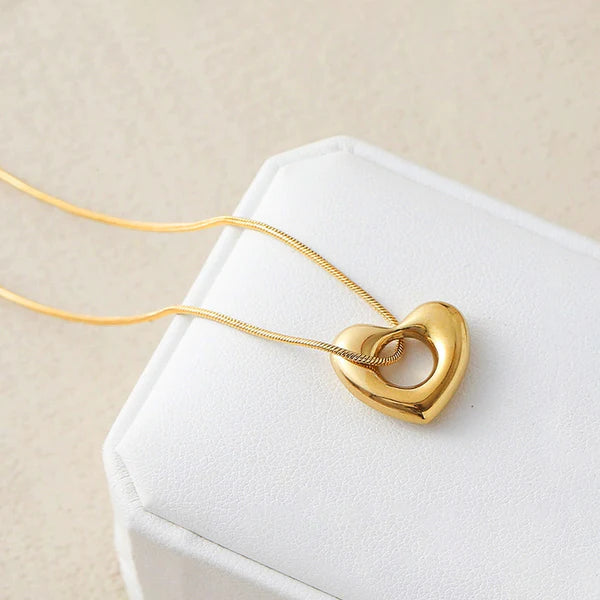 Cupid’s Heart Necklace Stainless Stain Anti Tarnish