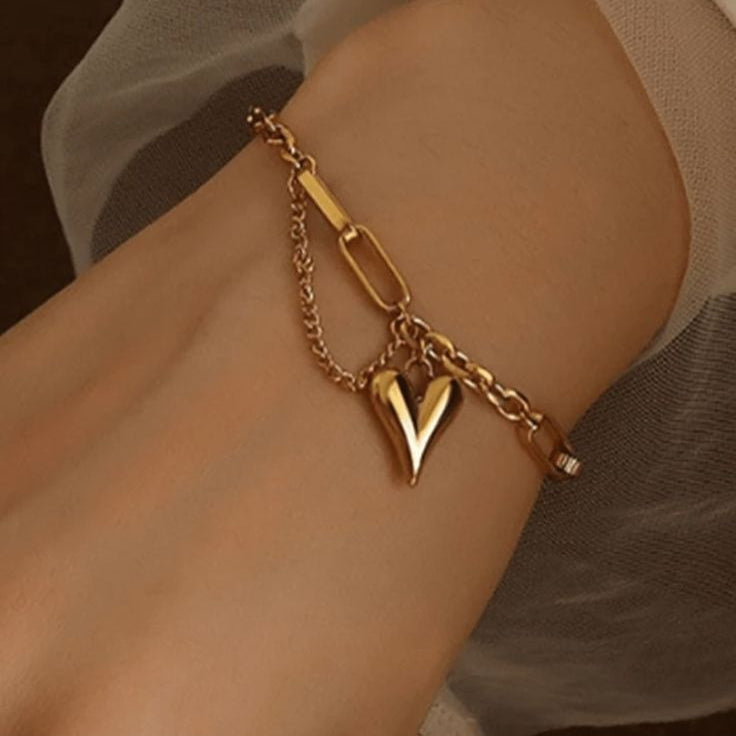 Heart Charm Bracelet Anti Tarnish