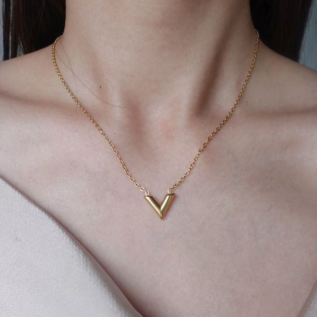 Victory Necklace Stainless Steel Anti Tarnish