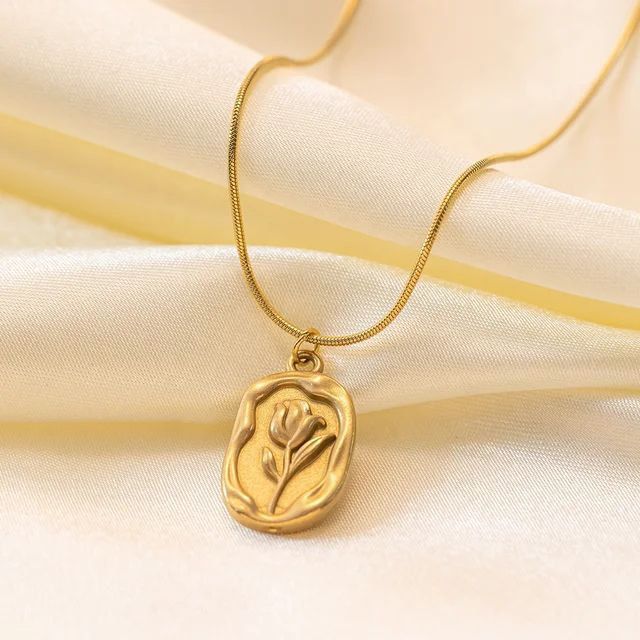 Golden Rose Necklace Anti Tarnish