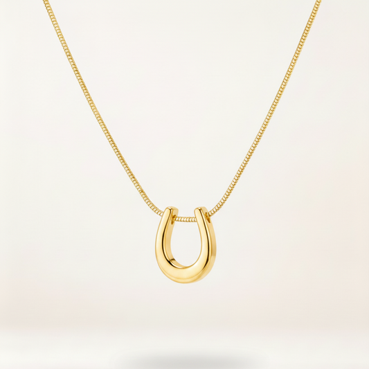 Horseshoe Pendant Necklace Anti Tarnish