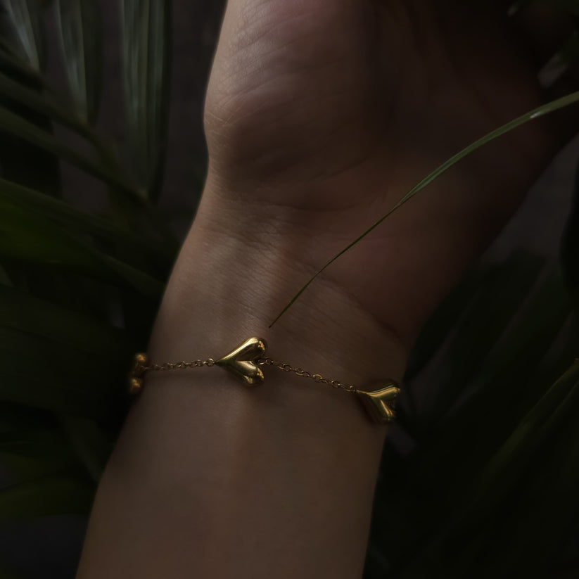 Heart Themed Bracelet Anti Tarnish